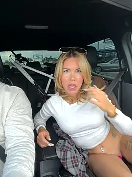 Lara Bergmann online show from 3, 12, 2024