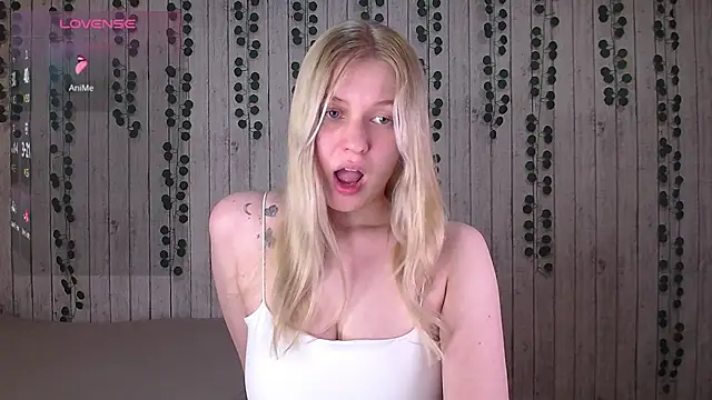 EmiliaDuchess online show from 20, 12, 2025