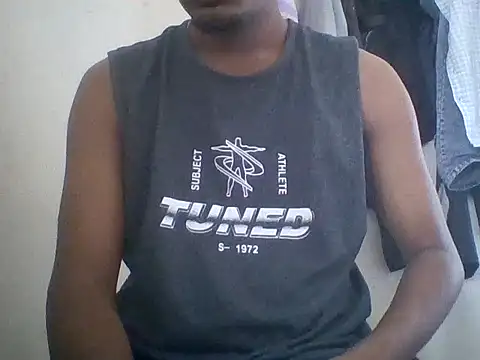 Snapshot of Bangalore_boy29 chatting on 13, 5, 2026 Bangalore boy29 online show from 13, 5, 2026