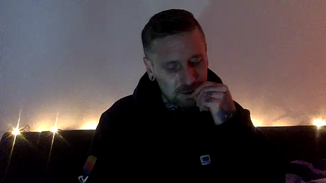 Snapshot of Schabernack1990 chatting on 18, 3, 2026 Schabernack1990 online show from 18, 3, 2026