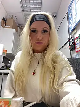 Arabellalee23 online show from 11, 1, 2025