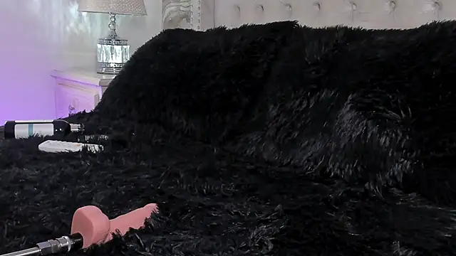 Snapshot of Kev_jenner chatting on 6, 10, 2025 Kev jenner online show from 6, 10, 2025