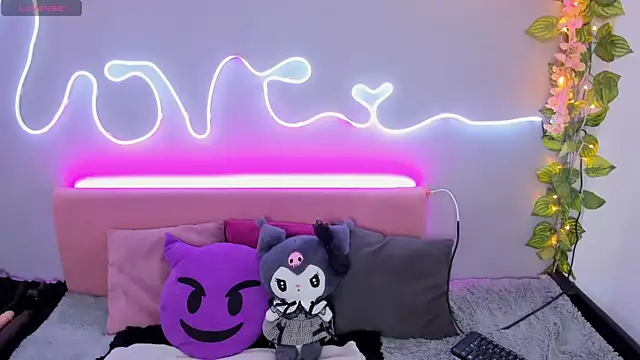 YouliteSllut2 online show from 11, 12, 2024