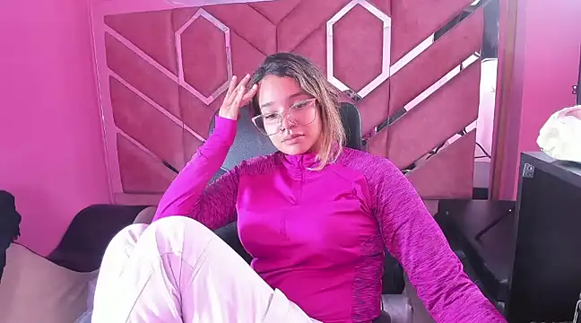 Olivia Fox69 online show from 4, 2, 2025