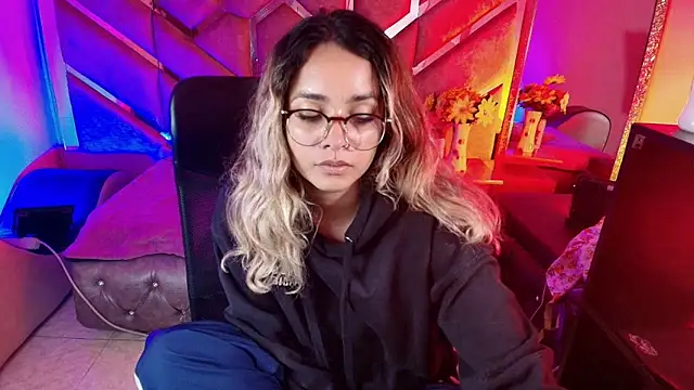 Olivia Fox69 online show from 20, 11, 2025