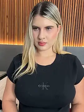 EmiilyAdams  online show from 31, 1, 2026