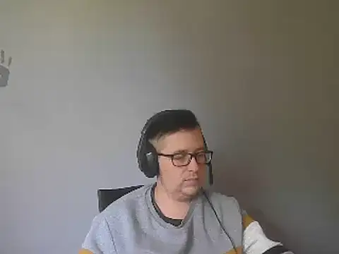 Snapshot of bisexualboy05 chatting on 11, 3, 2026 bisexualboy05 online show from 11, 3, 2026