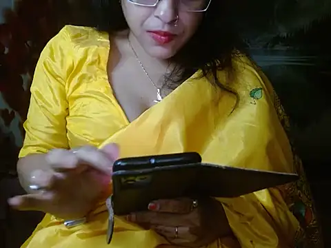 Snapshot of LOVERIAKOL chatting on 18, 12, 2024 LOVERIAKOL online show from 18, 12, 2024