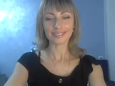 Snapshot of EffectMaya chatting on 30, 12, 2024 EffectMaya online show from 30, 12, 2024