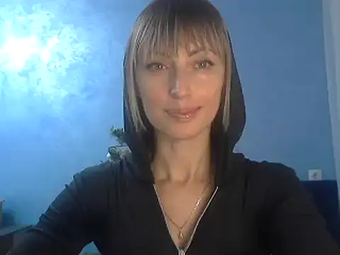 Snapshot of EffectMaya chatting on 13, 1, 2025 EffectMaya online show from 13, 1, 2025