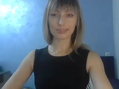 Snapshot of EffectMaya chatting on 7, 2, 2025 EffectMaya online show from 7, 2, 2025