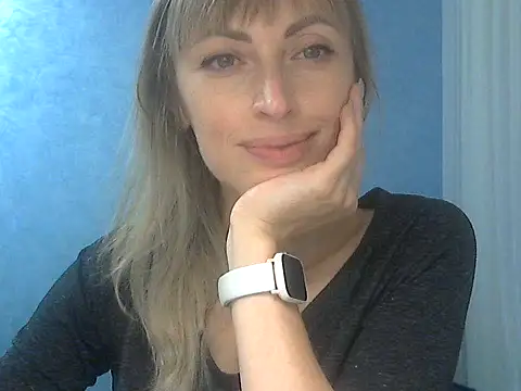 Snapshot of EffectMaya chatting on 31, 10, 2025 EffectMaya online show from 31, 10, 2025