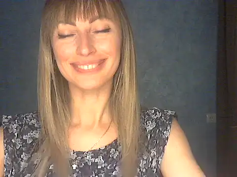 Snapshot of EffectMaya chatting on 5, 3, 2026 EffectMaya online show from 5, 3, 2026