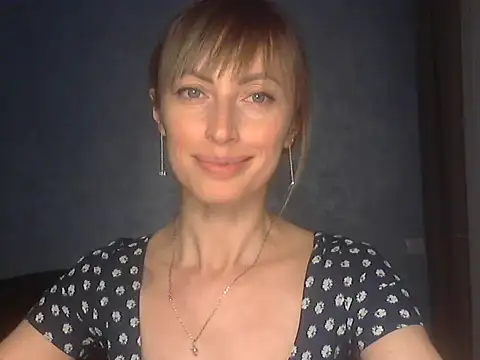 Snapshot of EffectMaya chatting on 1, 4, 2026 EffectMaya online show from 1, 4, 2026
