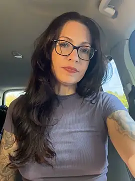 BeautifulMesss online show from 7, 10, 2025