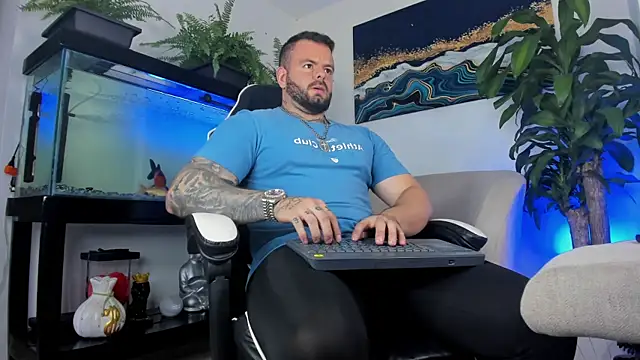 Snapshot of Johnnygrayson1 chatting on 23, 6, 2026 Johnnygrayson1 online show from 23, 6, 2026
