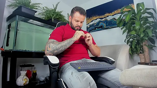 Snapshot of Johnnygrayson1 chatting on 2, 7, 2026 Johnnygrayson1 online show from 2, 7, 2026