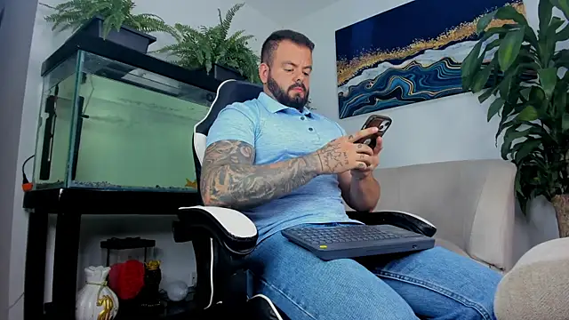Snapshot of Johnnygrayson1 chatting on 16, 7, 2026 Johnnygrayson1 online show from 16, 7, 2026
