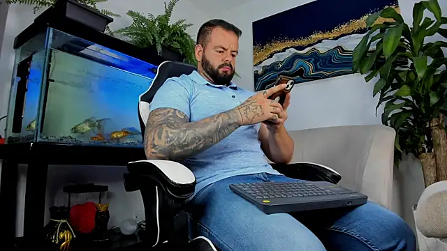 Snapshot of Johnnygrayson1 chatting on 19, 7, 2026 Johnnygrayson1 online show from 19, 7, 2026