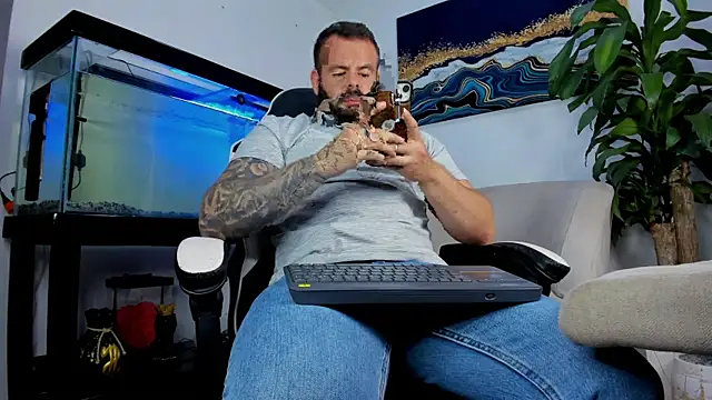 Snapshot of Johnnygrayson1 chatting on 20, 7, 2026 Johnnygrayson1 online show from 20, 7, 2026