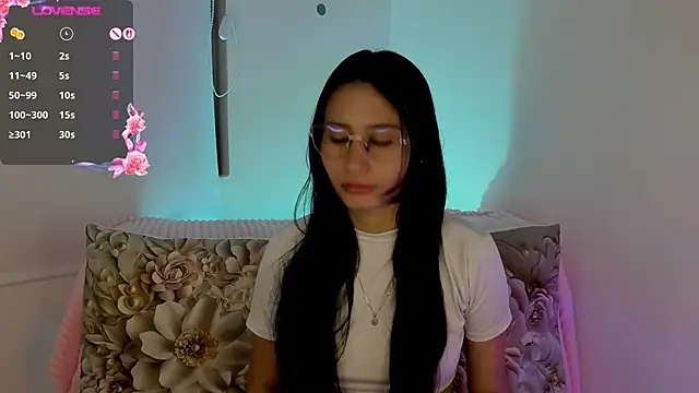 Snapshot of NayeCloud chatting on 21, 2, 2026 NayeCloud online show from 21, 2, 2026