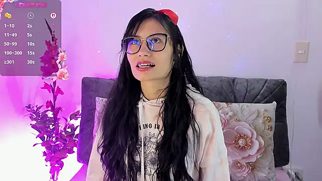 NayeCloud online show from 30, 5, 2026