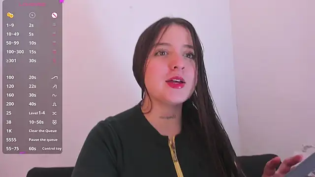 Snapshot of Sabrina_Lennox chatting on 23, 7, 2026 Sabrina Lennox online show from 23, 7, 2026