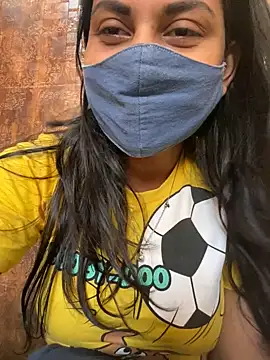 Snapshot of HaaniKaur chatting on 4, 1, 2025 HaaniKaur online show from 4, 1, 2025