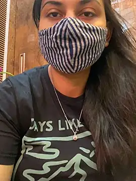 Snapshot of HaaniKaur chatting on 15, 1, 2025 HaaniKaur online show from 15, 1, 2025