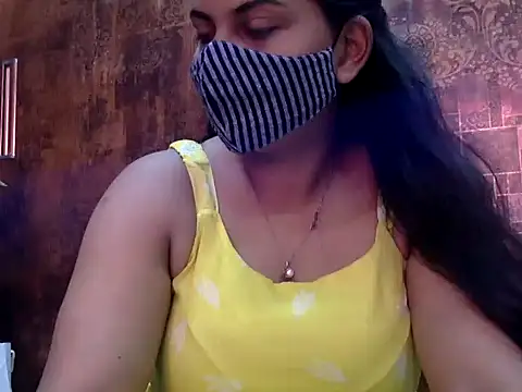 Snapshot of HaaniKaur chatting on 13, 3, 2025 HaaniKaur online show from 13, 3, 2025