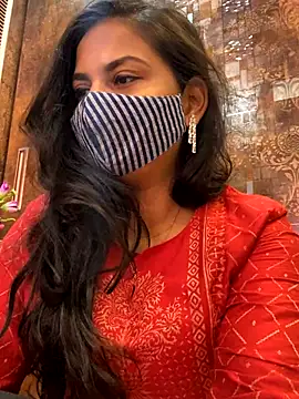 Snapshot of HaaniKaur chatting on 14, 10, 2025 HaaniKaur online show from 14, 10, 2025