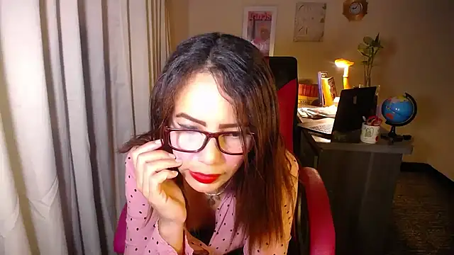 Snapshot of danielle_rose_1 chatting on 5, 3, 2026 danielle rose 1 online show from 5, 3, 2026