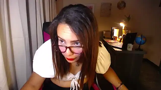 Snapshot of danielle_rose_1 chatting on 16, 3, 2026 danielle rose 1 online show from 16, 3, 2026