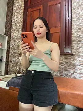 Snapshot of LiLi-Kirix99 chatting on 12, 7, 2026 LiLi-Kirix99 online show from 12, 7, 2026