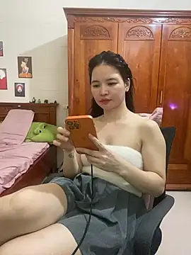 Snapshot of LiLi-Kirix99 chatting on 15, 7, 2026 LiLi-Kirix99 online show from 15, 7, 2026