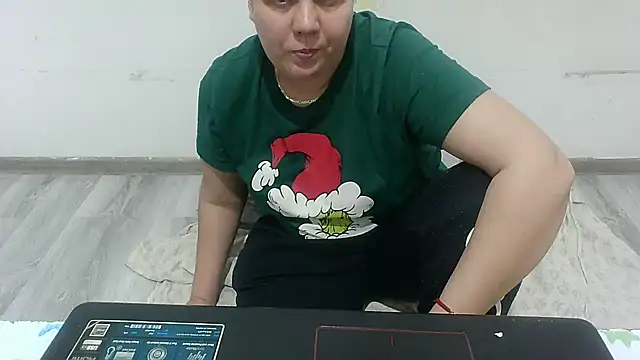 Snapshot of VixenBya chatting on 4, 2, 2026 VixenBya online show from 4, 2, 2026