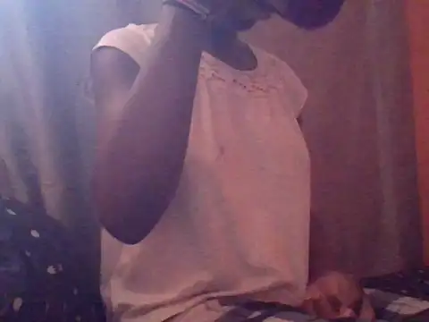 ebonyvalleria1 online show from 21, 4, 2026