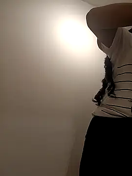 Snapshot of fabiana_rodriguez chatting on 9, 1, 2025 fabiana rodriguez online show from 9, 1, 2025