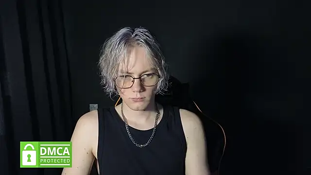 Snapshot of Keytaro chatting on 12, 5, 2026 Keytaro online show from 12, 5, 2026
