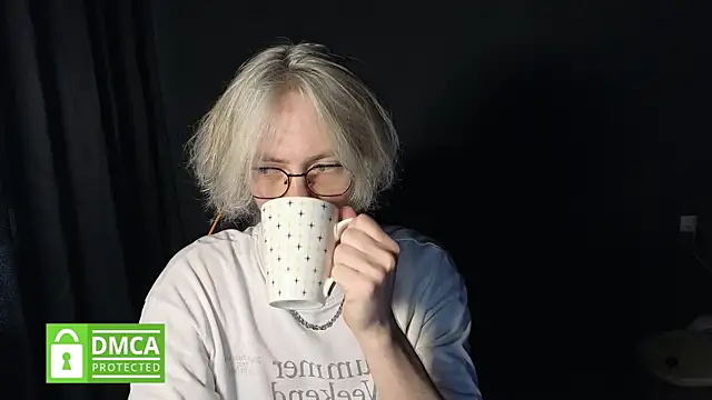 Snapshot of Keytaro chatting on 19, 5, 2026 Keytaro online show from 19, 5, 2026