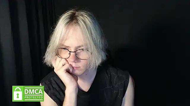 Snapshot of Keytaro chatting on 24, 6, 2026 Keytaro online show from 24, 6, 2026