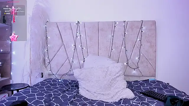 Snapshot of Kaela18 chatting on 20, 12, 2024 Kaela18 online show from 20, 12, 2024