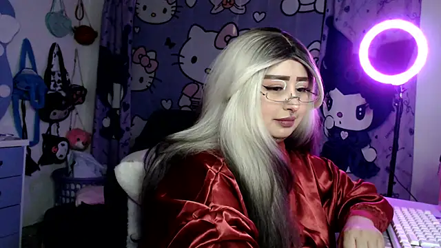 Snapshot of lussyevans24 chatting on 4, 6, 2026 lussyevans24 online show from 4, 6, 2026