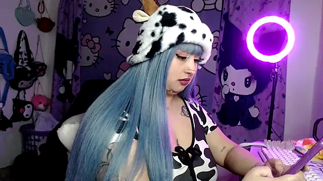 Snapshot of lussyevans24 chatting on 5, 6, 2026 lussyevans24 online show from 5, 6, 2026