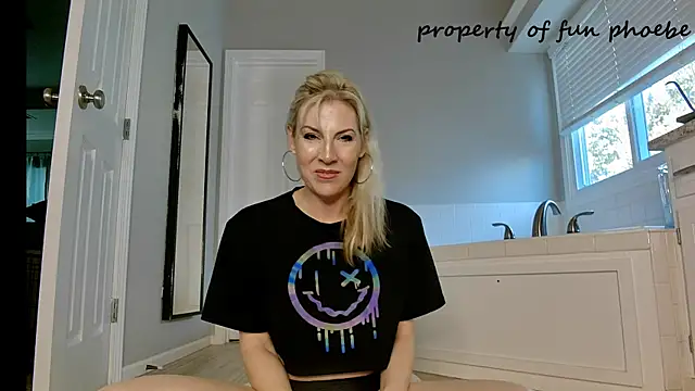 Snapshot of Fun_Phoebe chatting on 21, 2, 2025 Fun Phoebe online show from 21, 2, 2025