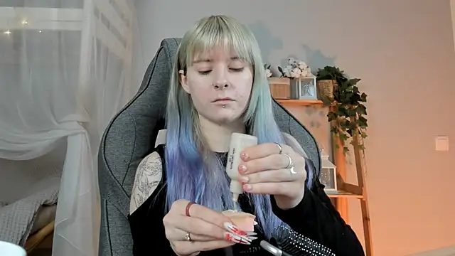 LexiWenford online show from 14, 11, 2025