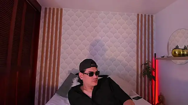 Snapshot of PamelaReall chatting on 17, 2, 2026 PamelaReall online show from 17, 2, 2026