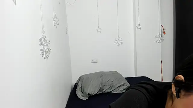 Snapshot of monse_02 chatting on 15, 2, 2026 monse 02 online show from 15, 2, 2026