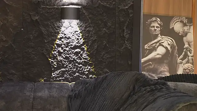 DannSaenz online show from 27, 10, 2025