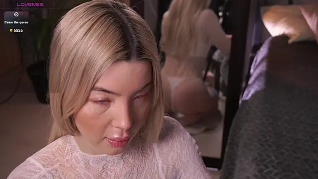 Snapshot of LindaThacker chatting on 19, 3, 2026 LindaThacker online show from 19, 3, 2026